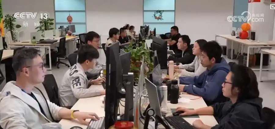 创新链与产业链“双向奔赴” 中国制造“AI+”提质加速