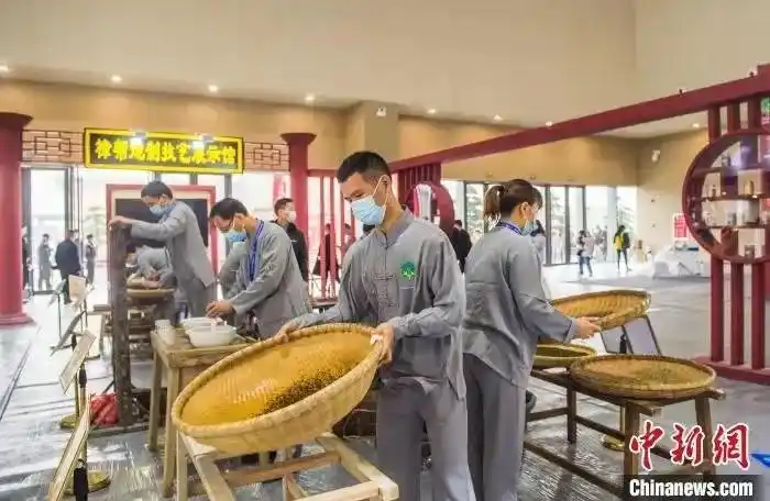 人这一辈子，一定要去药都樟树逛一场夜市